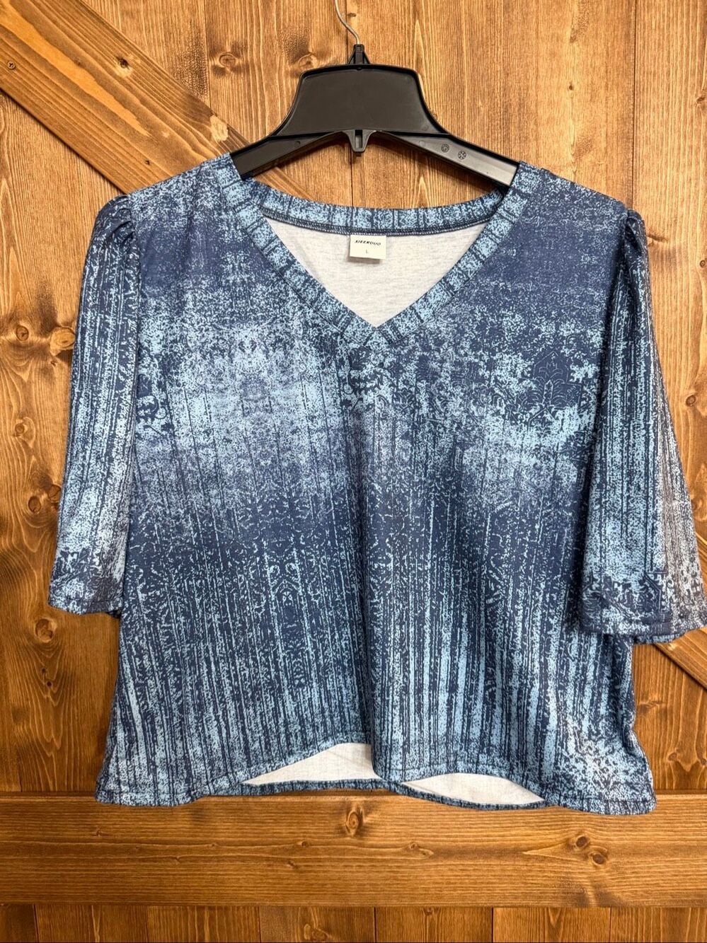 Xieerduo Women’s Large Blue Abstract Print V Neck 3/4 Sleeve Swing Top (9355)